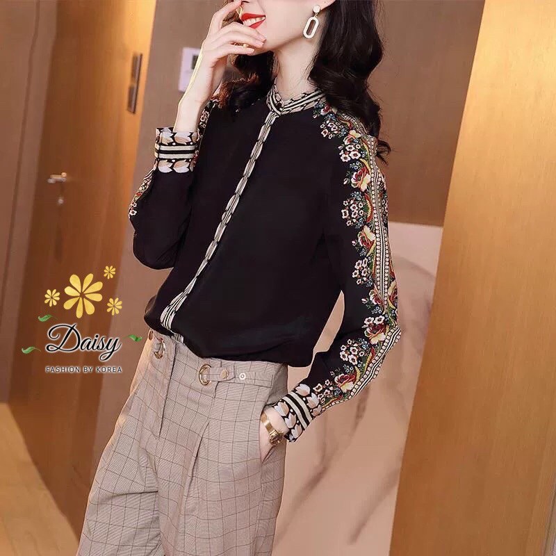 Sale++#Daisy B3567 เสื้อแขนยาวคอจีน ผ้าซาตินซิลค์พิมพ์ลายแถบสวยค่ะ เสื้อกระดุมหน้า ผ้านิ่มใส่สบาย ทรงใส่ง่าบ แมทช์ได้หลายชุดค่ะ 🌟สีดำ 🎗ไซส์ 🎗อก 40” 🎗ยาว 25”