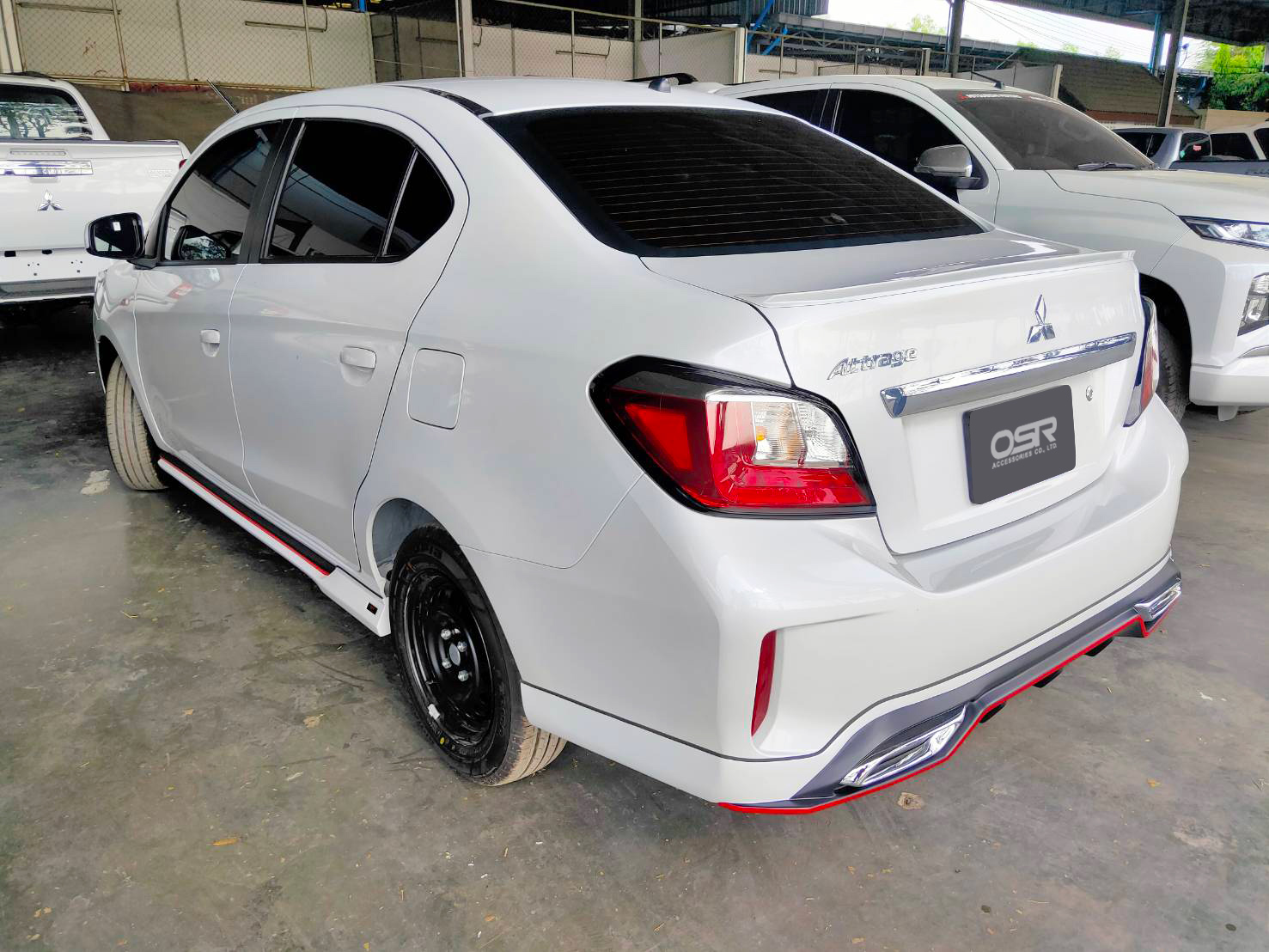 ชุดแต่งรถ สเกิร์ต-สปอยเลอร์ New Mitsubishi Attrage 2020 ทรง SR-Limited By OSR