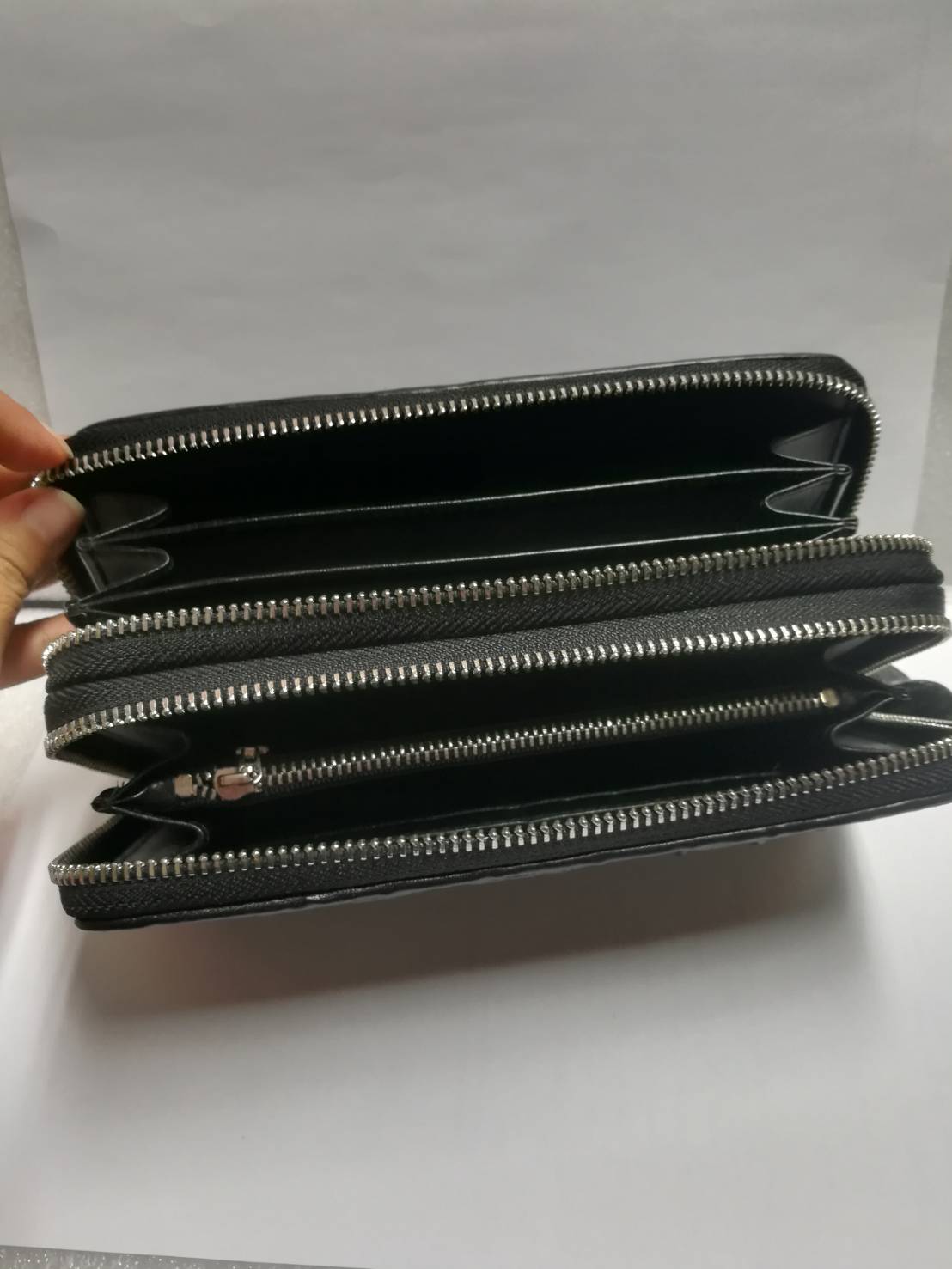 กระเป๋าหนังจระเข้แท้แบบซิปคู่(หนังกระดูกหัว)