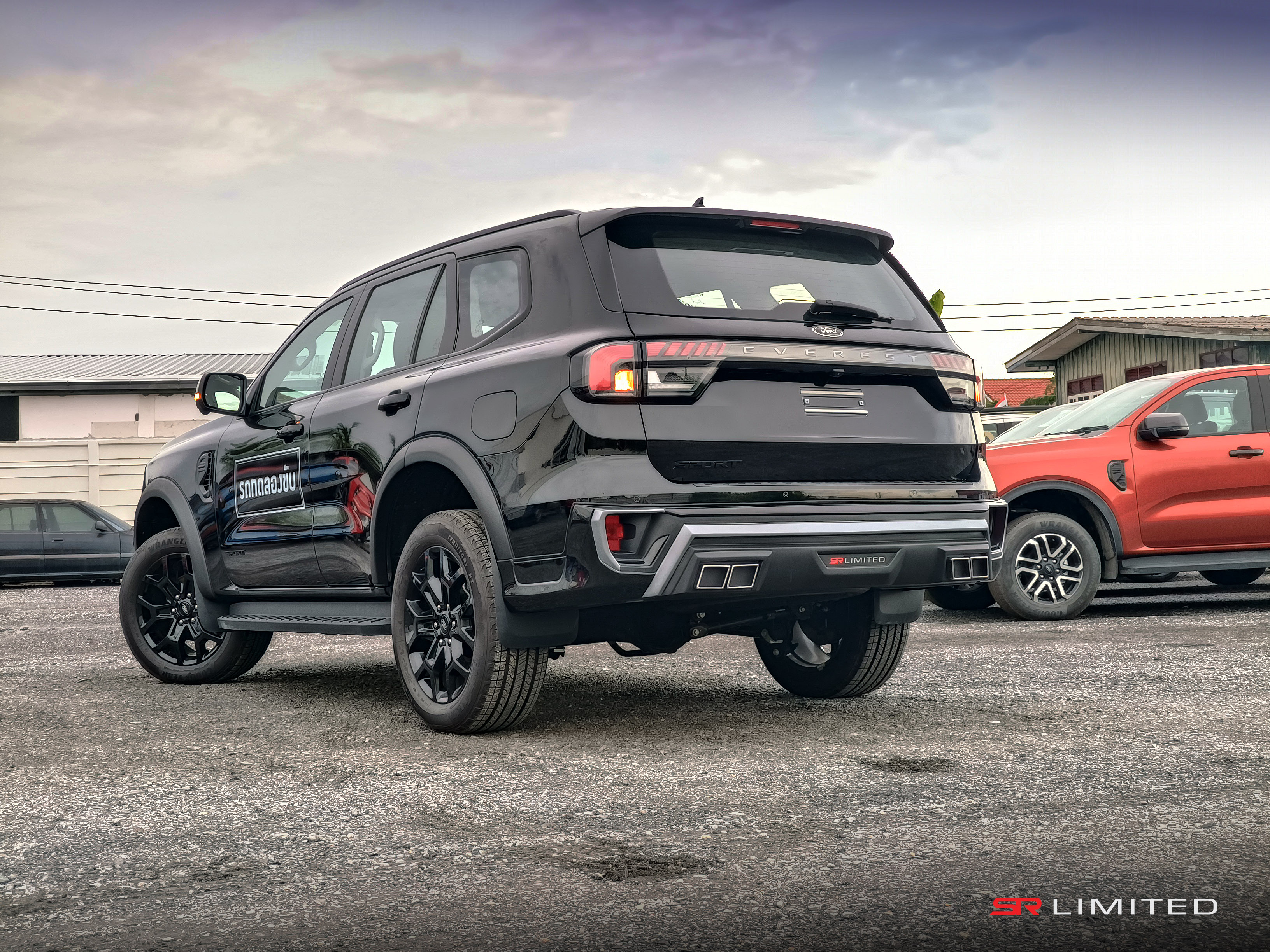 ชุดแต่งรถ-สเกิร์ต-อุปกรณ์แต่งรถ Ford Everest 2022 2023 2024 Next-Gen ทรง SR-Limited