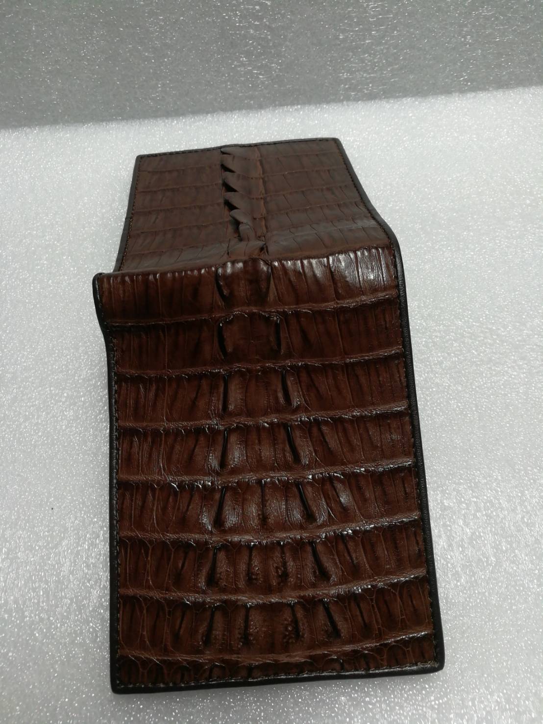 กระเป๋าหนังจระเข้แท้(กระดูกหาง)