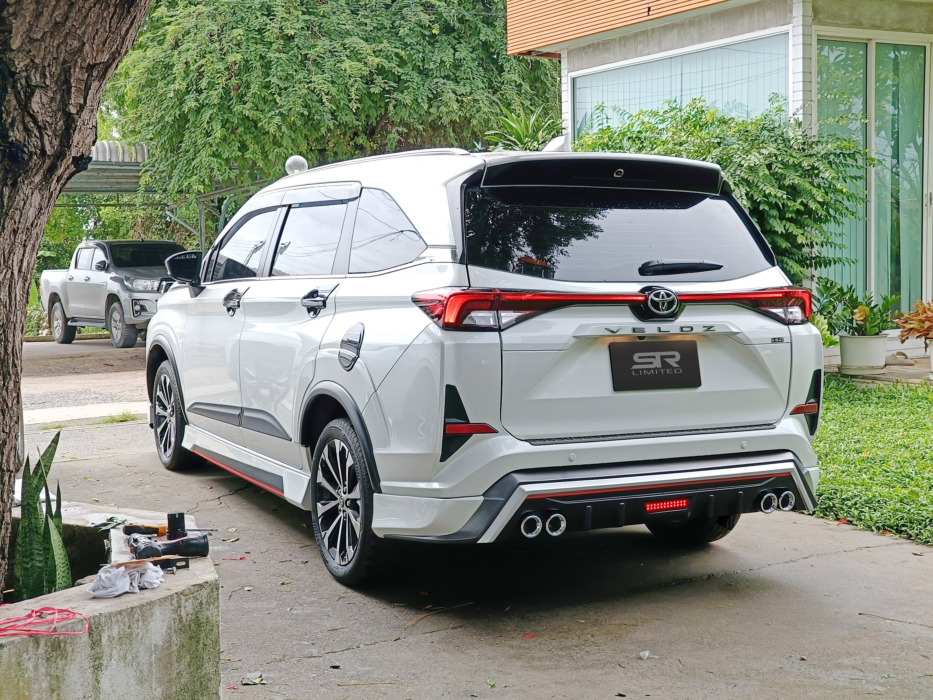 ชุดแต่งรถ-สเกิร์ต-สปอยเลอร์ Toyota Veloz 2022 ทรง SR-Limited