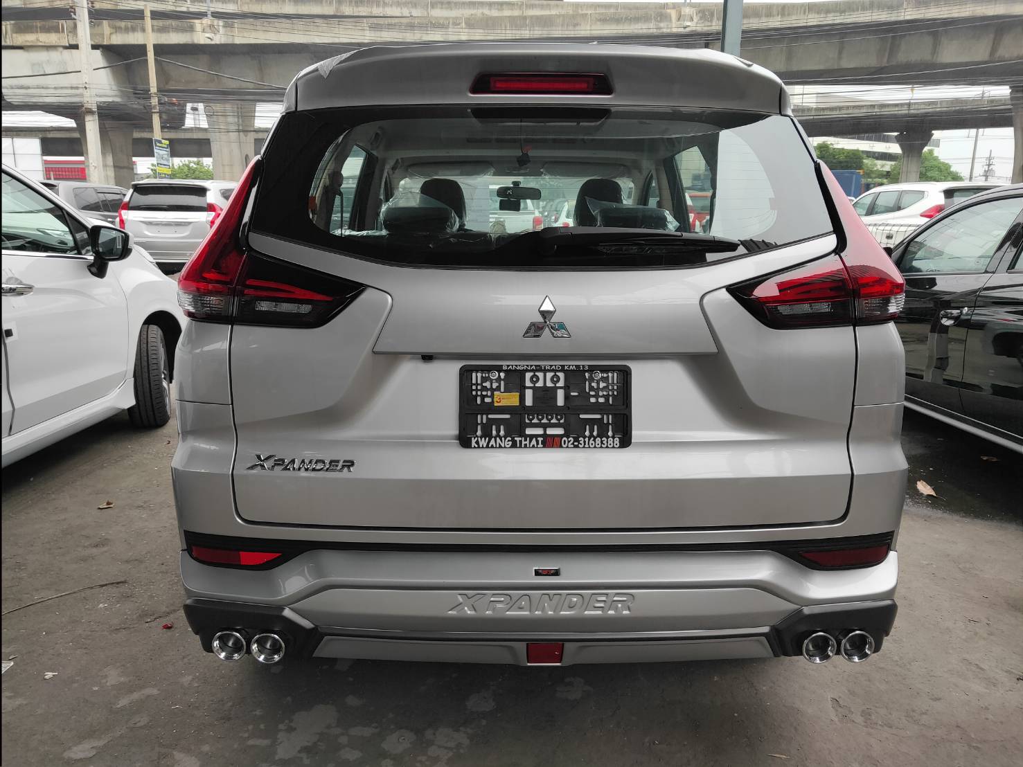 ชุดแต่งรถ-สเกิร์ต-อุปกรณ์แต่งรถ Mitsubishi Xpander ทรง SR-Limited By OSR