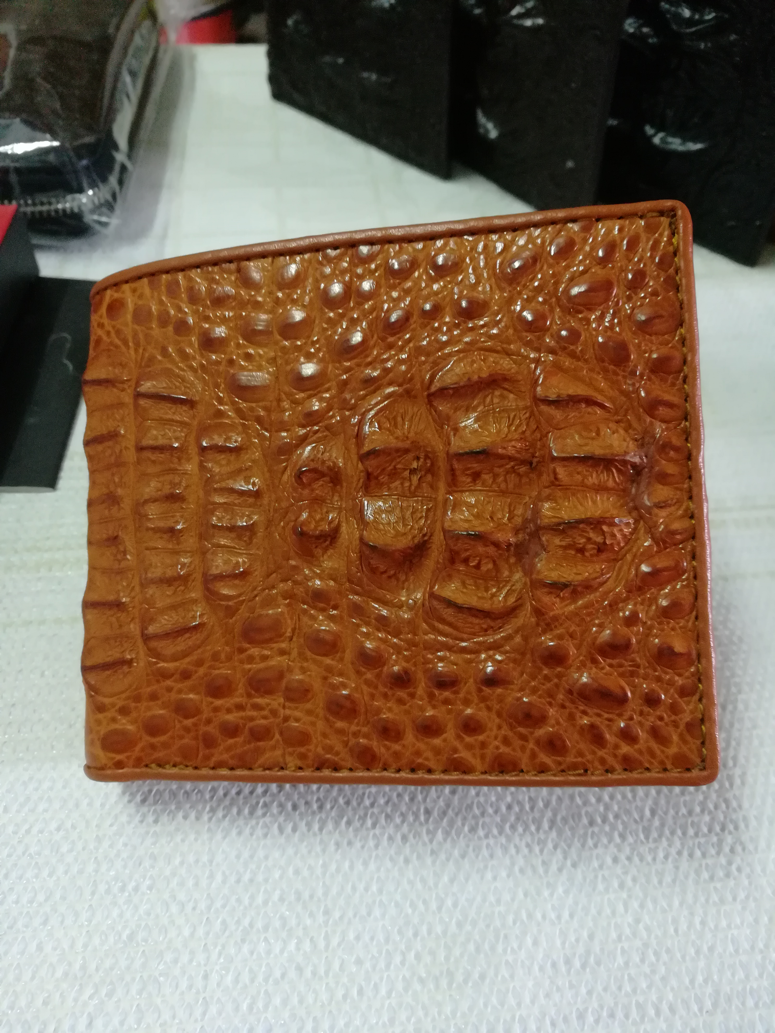 กระเป๋าหนังจระเข้แท้(กระดูกหัว)