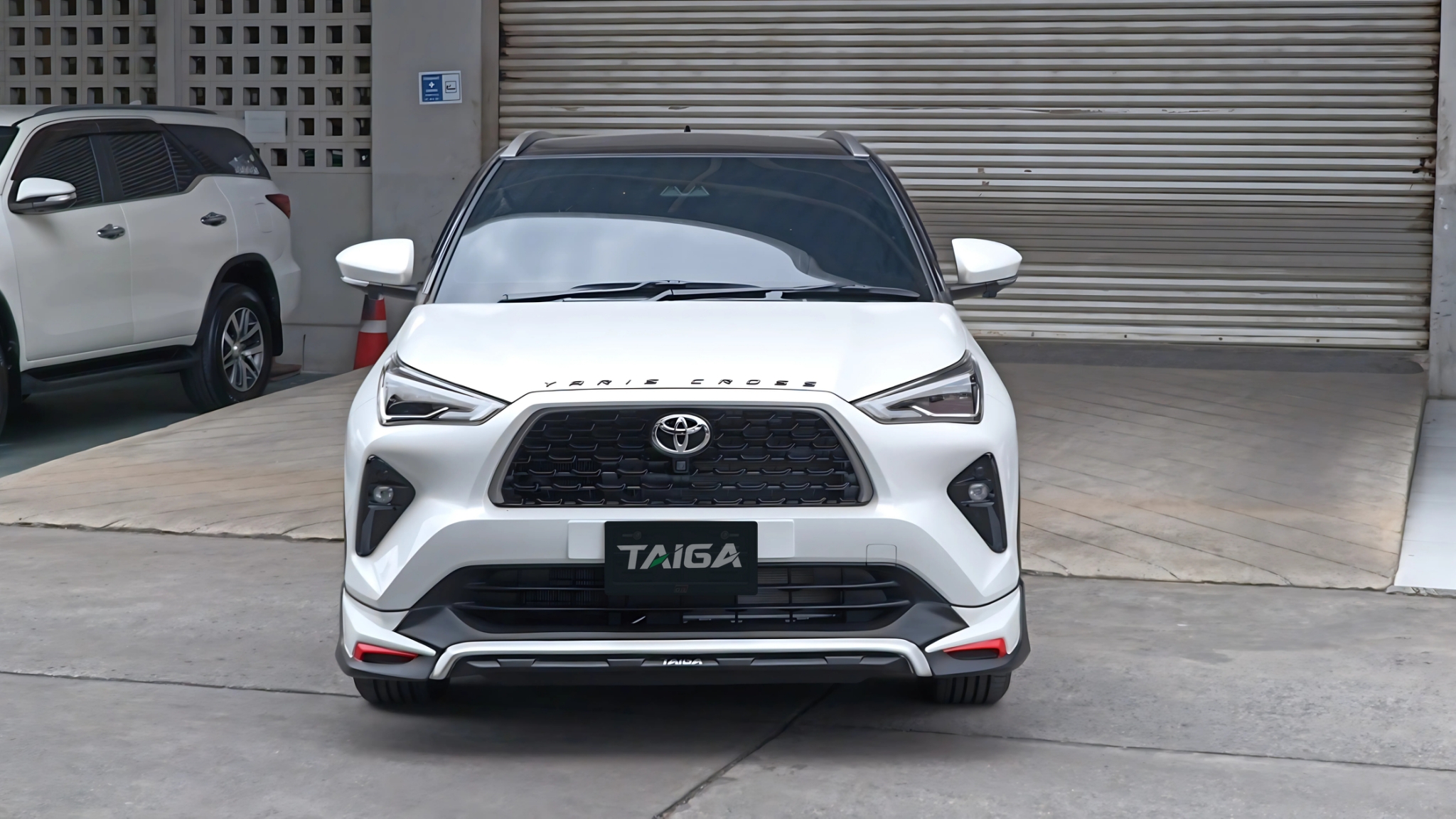 ชุดแต่งรถ-สเกิร์ต-อุปกรณ์แต่งรถ New Toyota Yaris Cross 2023-2025 ทรง Taiga