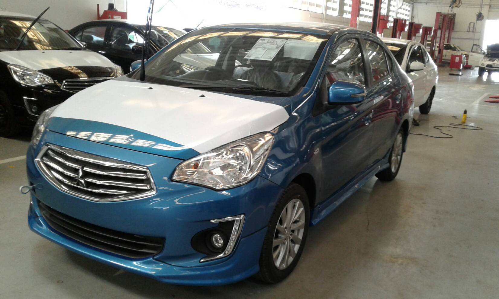 ชุดแต่งรถ สเกิร์ต-สปอยเลอร์ Attrage ทรงศูนย์ OEM by OSR