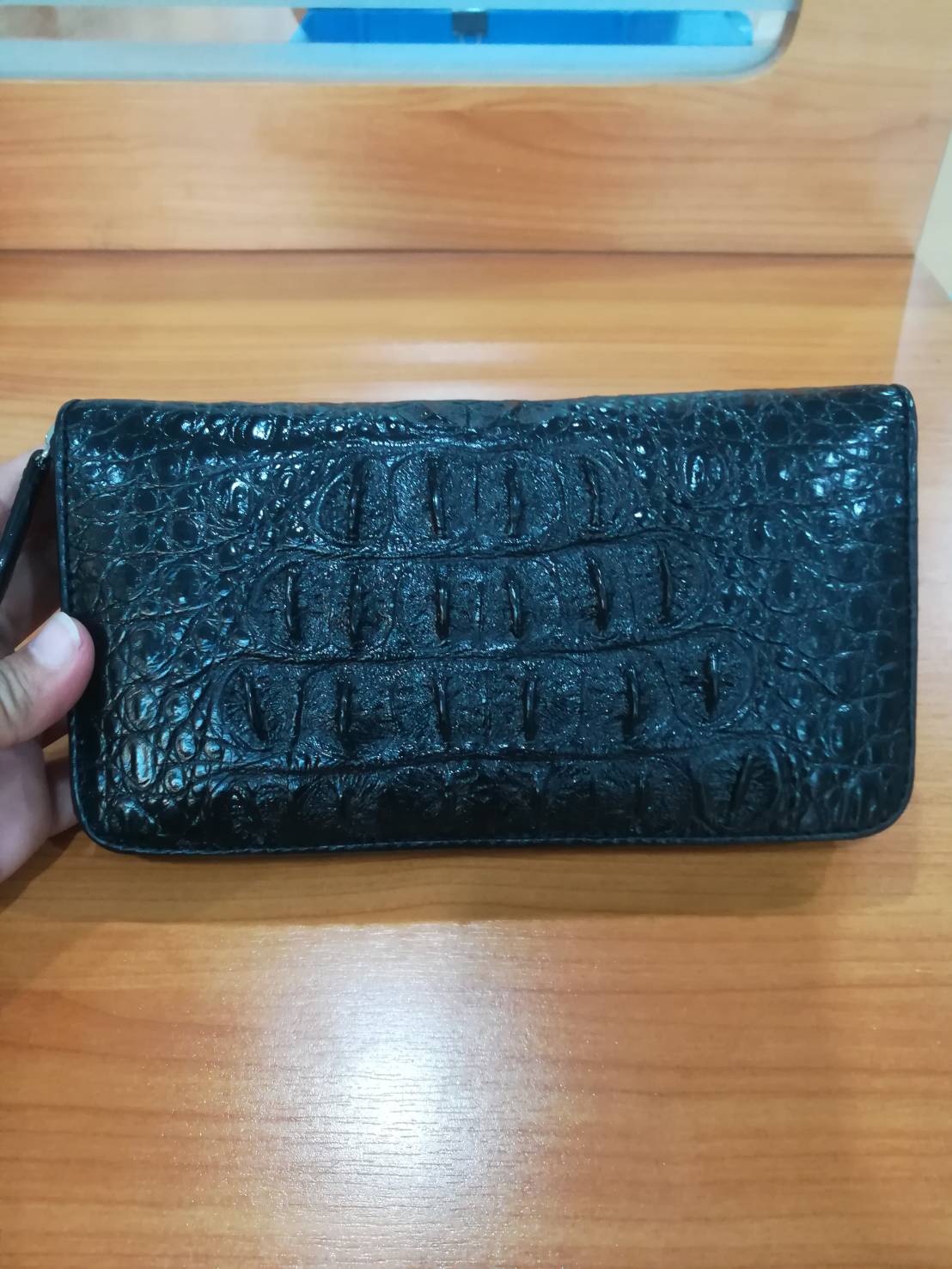 กระเป๋าหนังจระเข้แท้แบบซิปเดี่ยว(หนังกระดูกหัว)