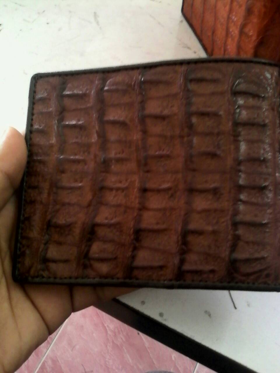 กระเป๋าหนังจระเข้แท้ (กระดูกหัว)