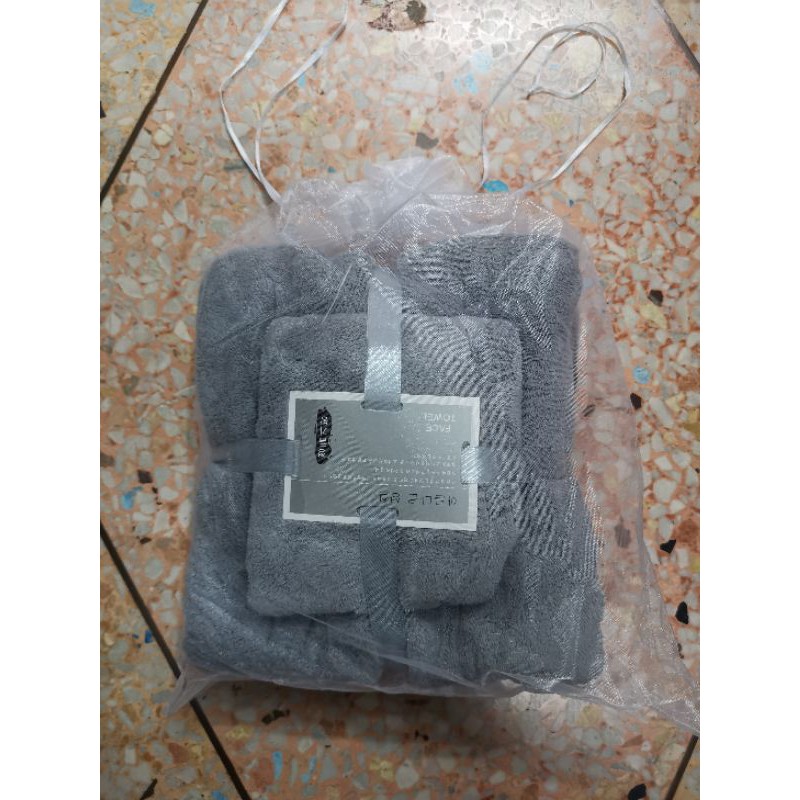 ผ้าเช็ดตัวขนเป็ด (2 ผืน เล็ก+ใหญ่+พร้อมถุงผ้าแก้ว)