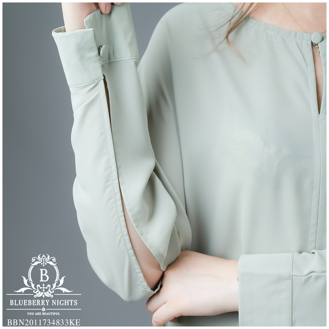 Sale++#Blueberry Nights B3610 เสื้อเชิ้ตชีฟองแขนยาว สีพื้นเรียบหรู ผ้าชีฟองเบรนด์เนื้อนุ่มสวยสุดหรู ผ้าเนื้อดีสัมผัสนุ่มใส่สบายมากๆค่ะ แพทเทิร์นเสื้อเชิ้ตแขนยาวติดกระดุมปลายแขน ช่วงล่างของแขนผ่าสวยเก๋ 4 สีคลาสสิค สีเขียว/ สีเทา/ สีเหลือง/ สีขาว ขนาด รอบอก