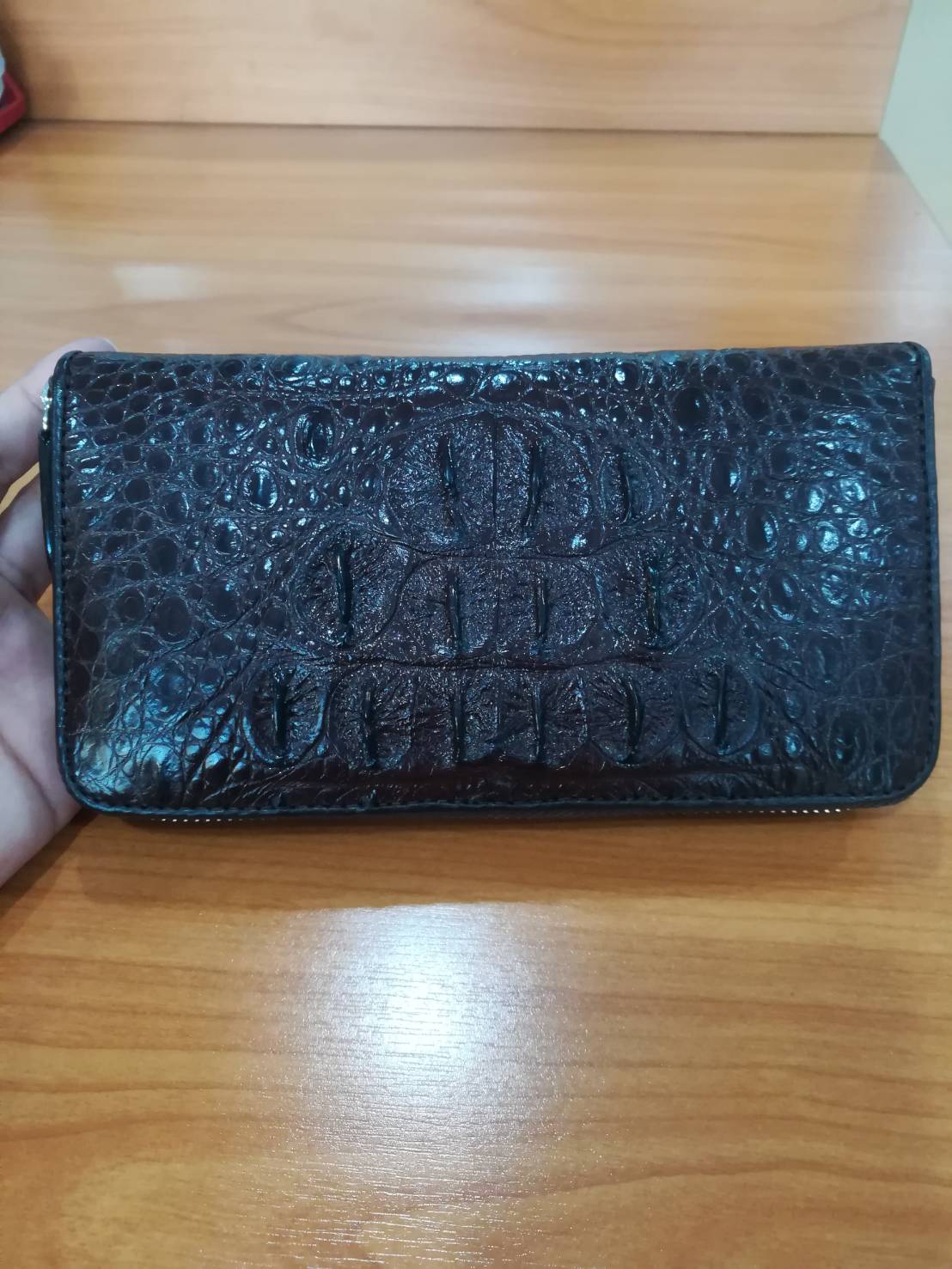 กระเป๋าหนังจระเข้แท้แบบซิปเดี่ยว(หนังกระดูกหัว)