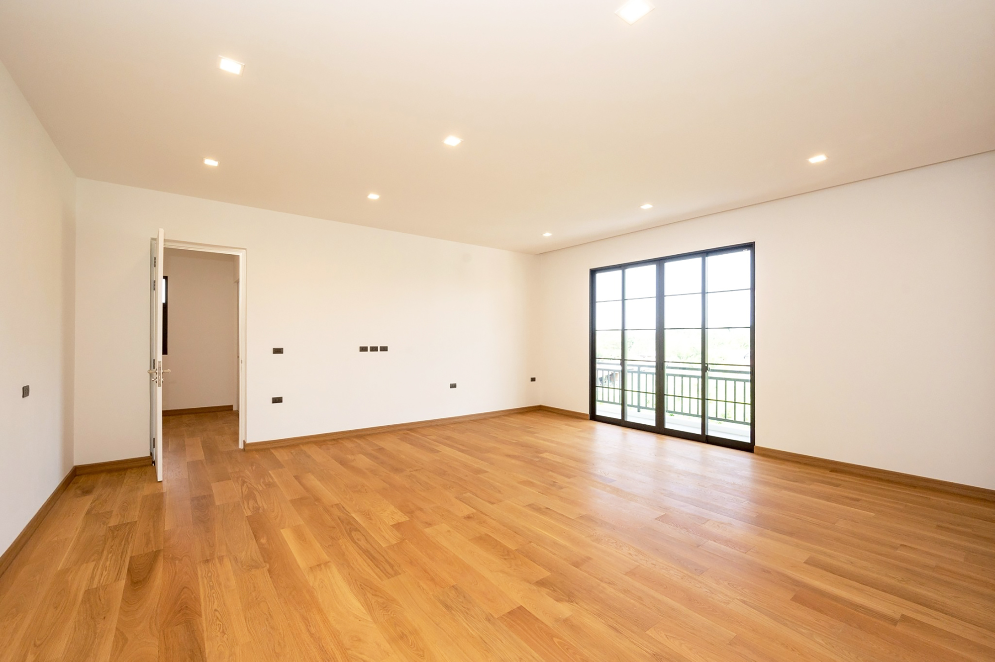 ขายบ้านหรูลดาวัลย์ ลากูน รังสิต-ปทุมธานี 129 ตร.ว. Modern Luxury