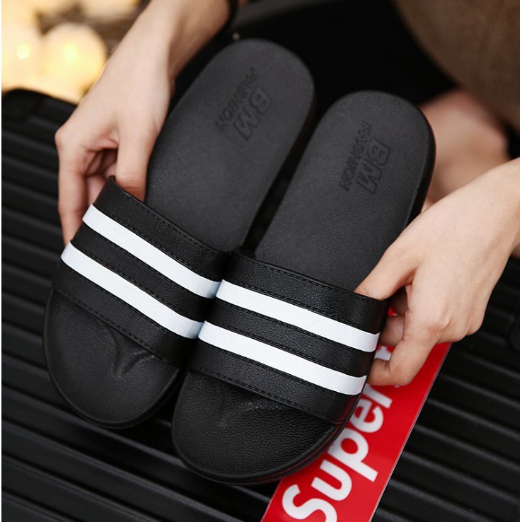 Living idea รองเท้าแตะผู้ชายผู้หญิง ใส่ในบ้านหรือนอกบ้าน รองเท้าแตะห้องน้ำกันลื่น ยางPVC ใส่สบาย