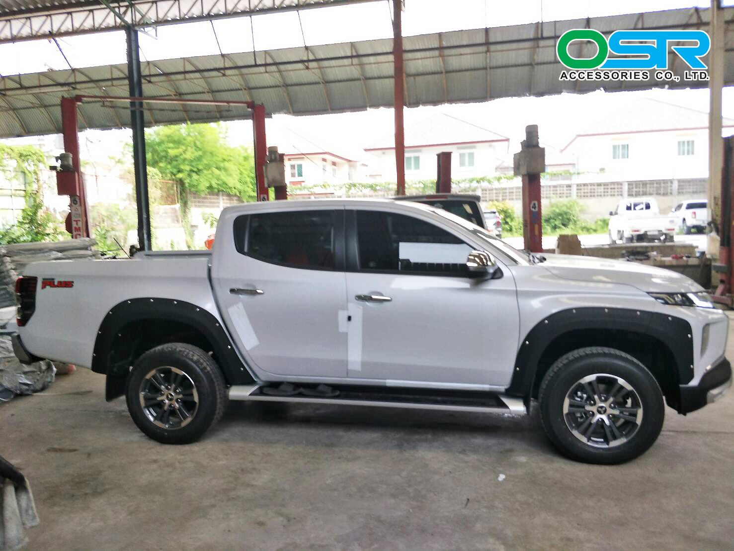 ชุดคิ้วล้อ มีหมุด 6 นิ้ว New Triton 2019-2020 ทรง SX (ใส่ Tritonได้ทุกรุ่น)