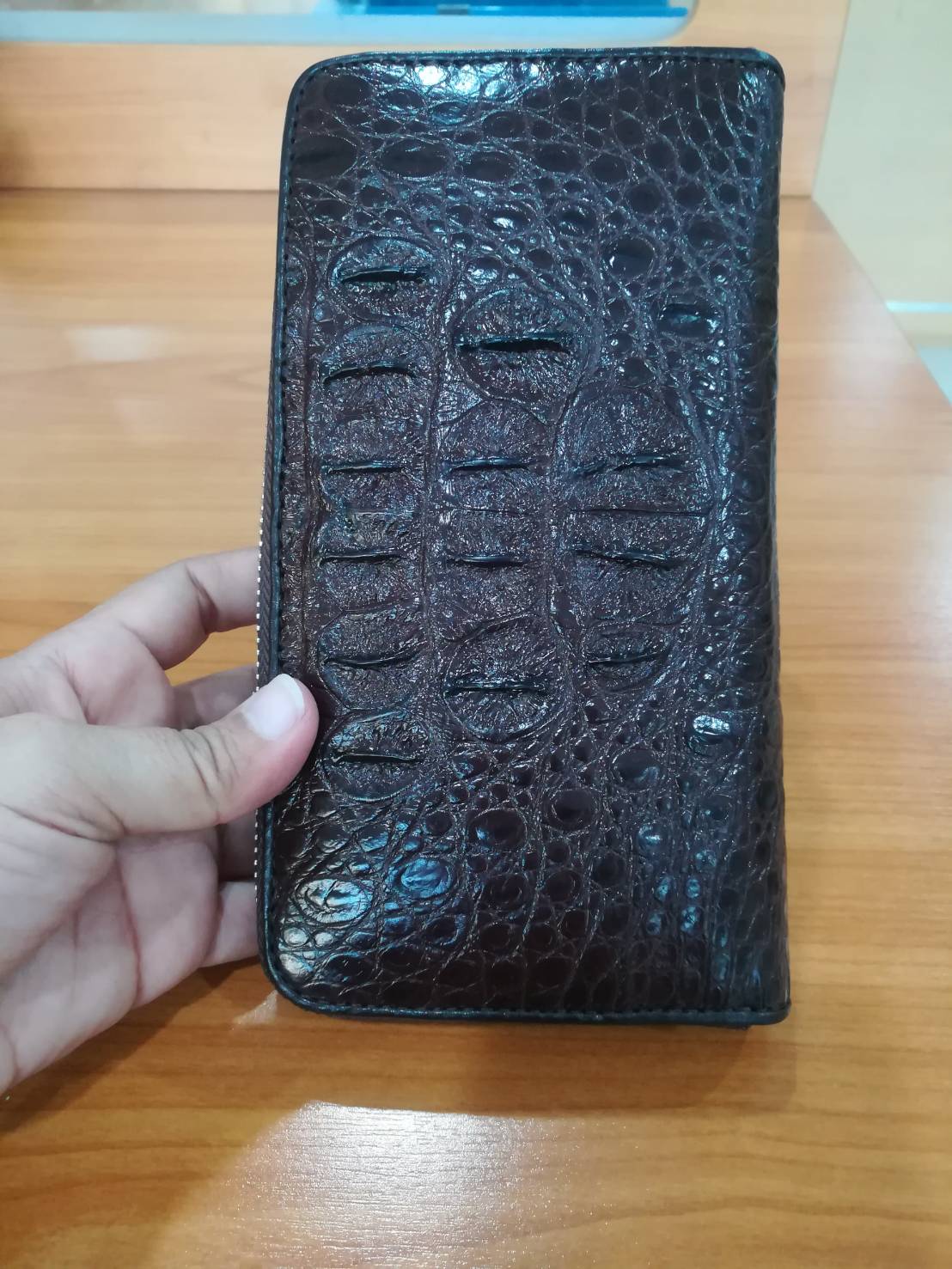 กระเป๋าหนังจระเข้แท้แบบซิปเดี่ยว(หนังกระดูกหัว)