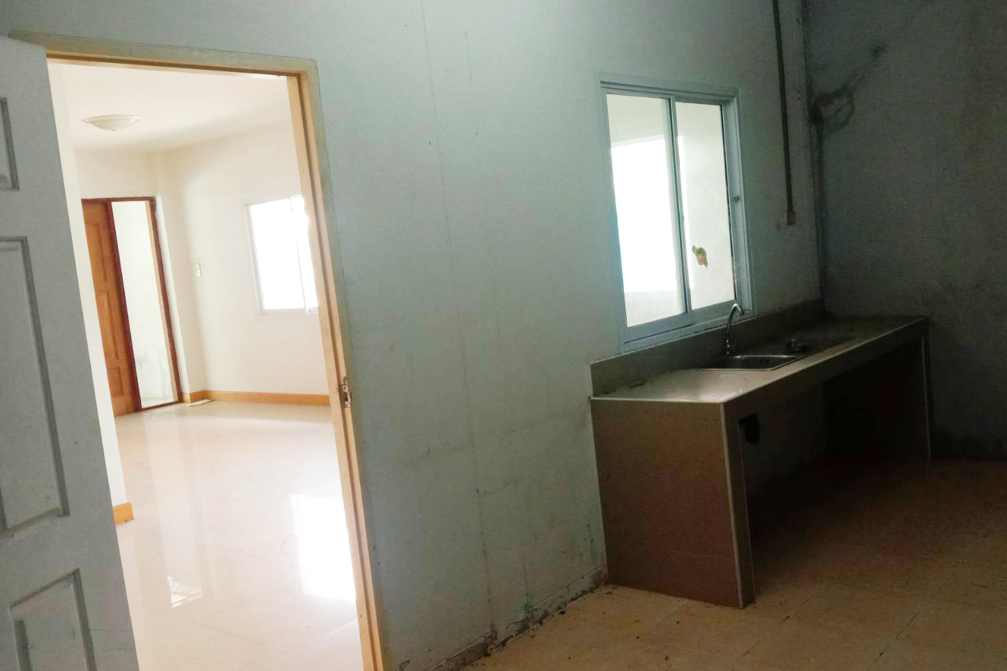 73619-ขายทาวน์เฮ้าส์ หมู่บ้านฟ้าใสวิลล์ อมตะนคร พานทอง ชลบุรี