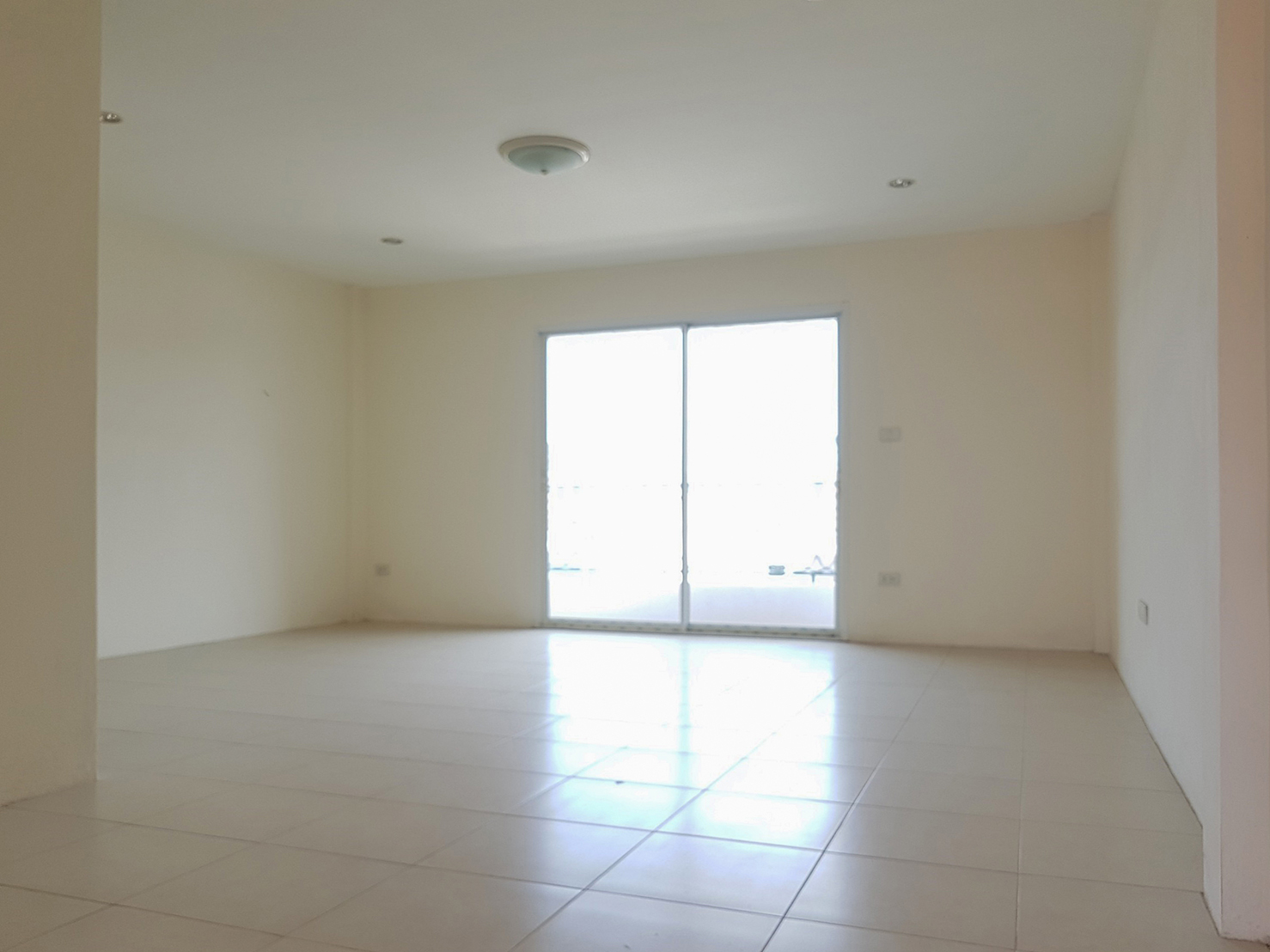 72160-ขายอาคารพาณิชย์ ถนนสุขุมวิท พัทยาใต้ อ.บางละมุง จ.ชลบุรี