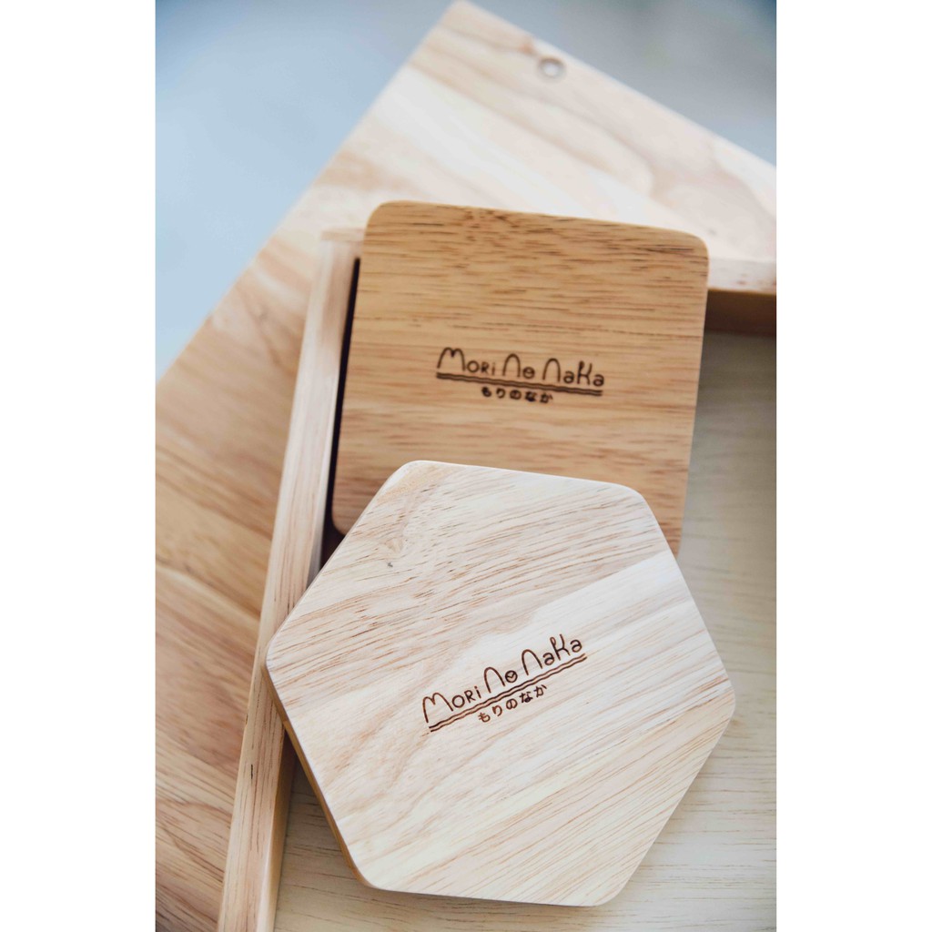 Mori No Naka จานรองแก้ว ที่รองแก้ว รูปหกเหลี่ยม HAJI COASTER จากไม้แท้ (มี 2 สี)