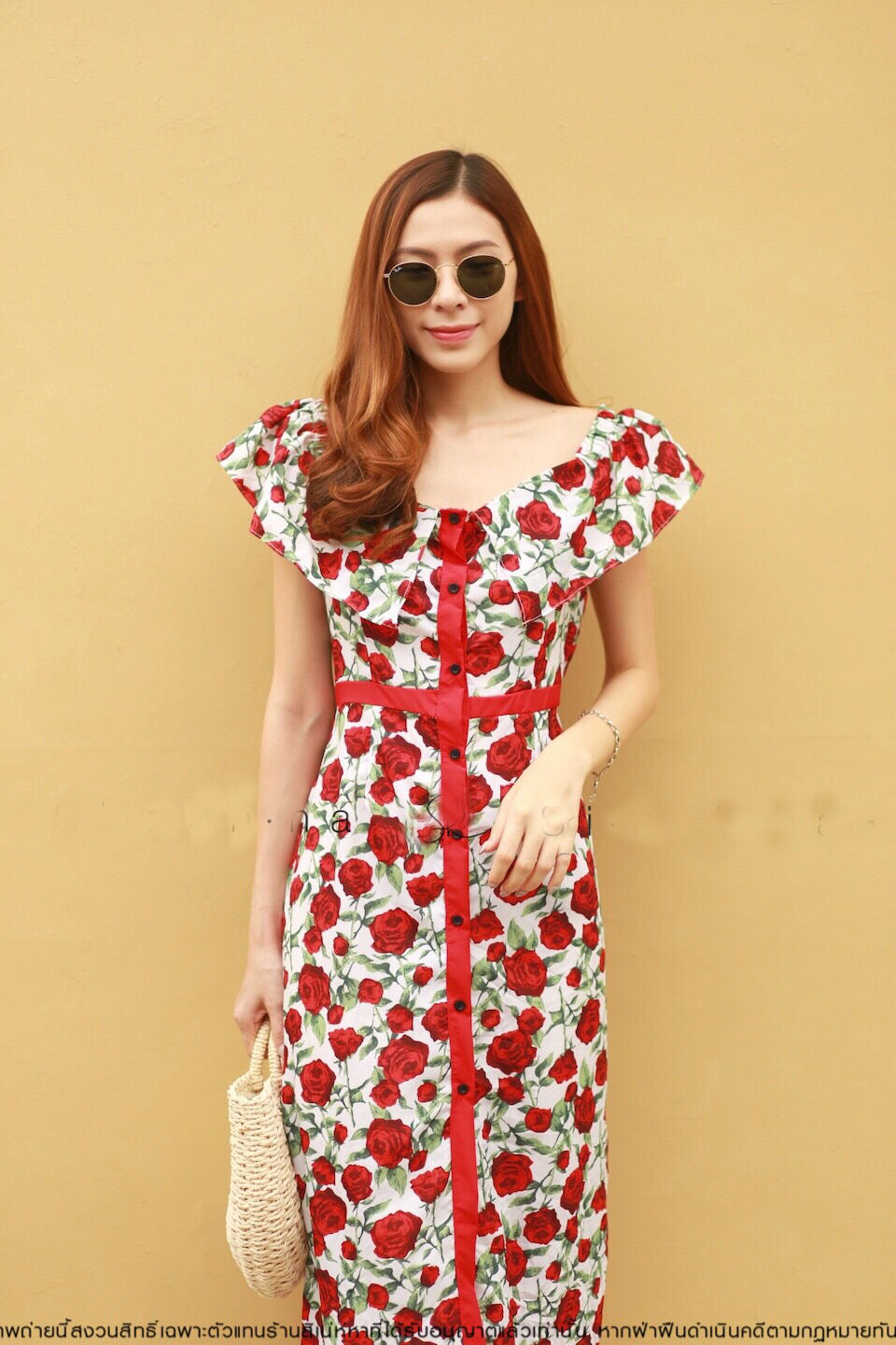 DS0102 เดรสแฟชั่น เดรสออกงาน ชุดออกงาน เดรสสั้น ชุดทำงาน เดรสลายดอก ชุดไปงานแต่ง