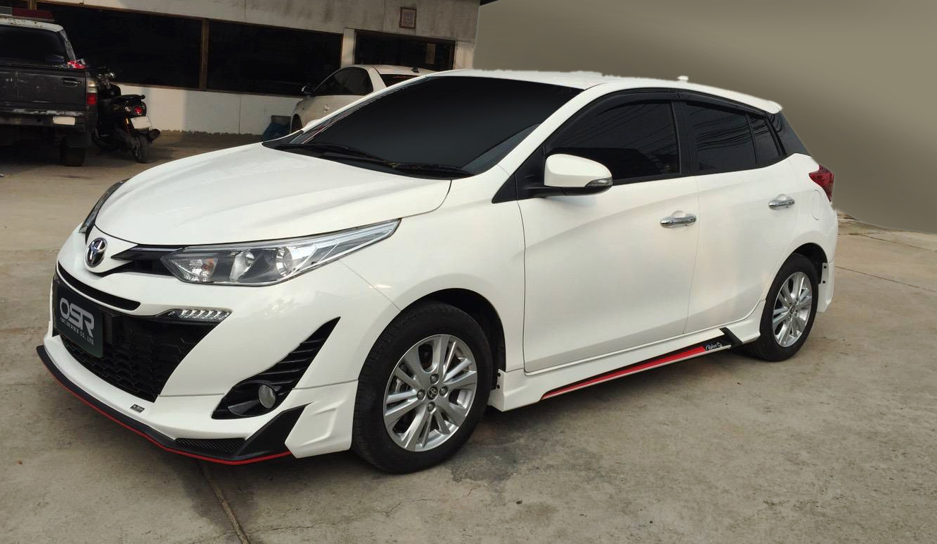 ชุดแต่งรถ สเกิร์ต-สปอยเลอร์ New Yaris 2018 ทรง Rider-M