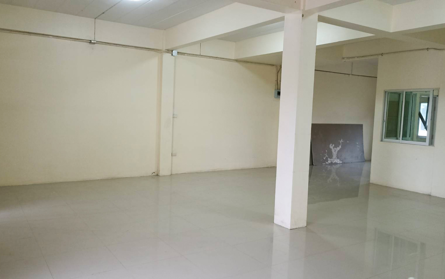 75010-ขายอาคารพาณิช์ หลังมุม สุรณรงค์ 10 ถนนสุขุมวิท บ้านสวน ชลบุรี