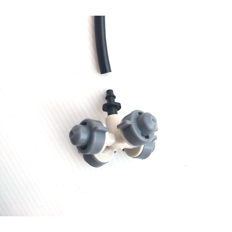 หัวพ่นหมอกเทา-ขาว 4 ทิศทาง (1 แพ็ค 2 ตัว) ลดละอองฝุ่น pm 2.5 รดน้ำต้นไม้ สนามหญ้า สวนกล้วยไม้ B053