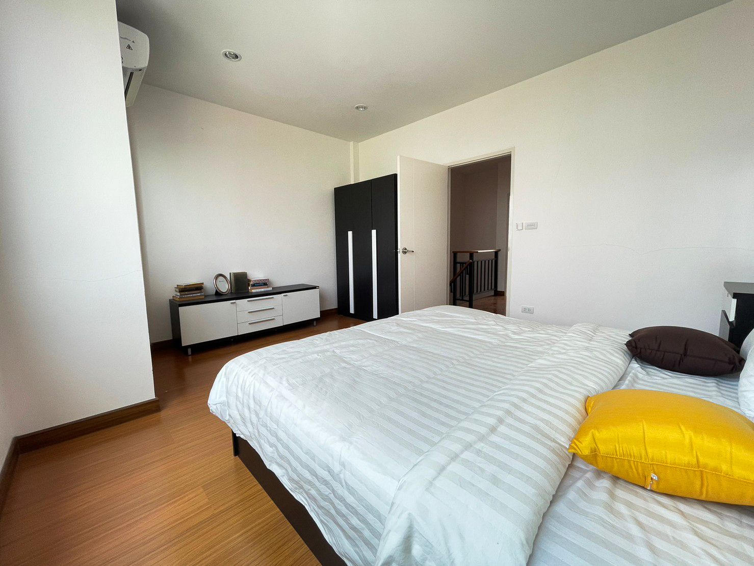 72210-ขายทาวน์เฮ้าส์ แคปปิตอล ซิตี้ 1 ธัญบุรี-คลอง 8 ปทุมธานี