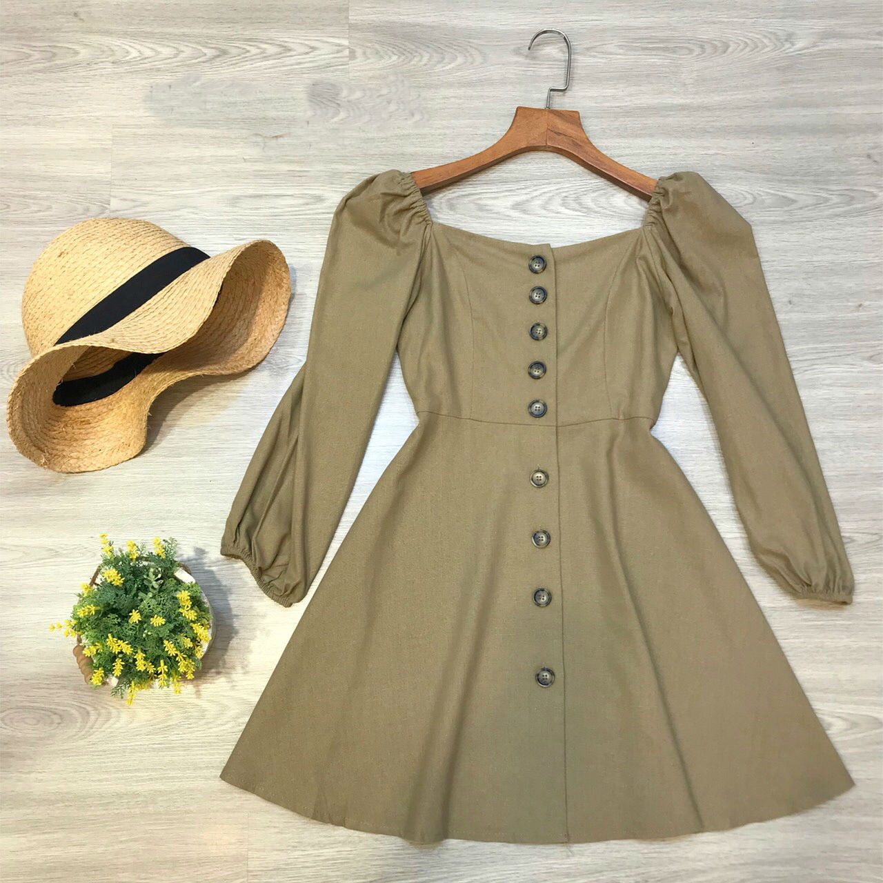 DS0090 เดรสแฟชั่น เดรสเกาหลี เดรสออกงาน ชุดออกงาน มินิเดรส เดรสสั้น ชุดทำงาน ชุดไปงานแต่ง เดรส (สีเบจ)