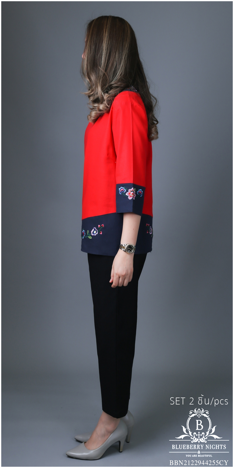 BLUEBERRY NIGHTS 14130 ชุดเซ็ตผ้าฝ้ายธรรมชาติ เสื้อผ้าฝ้ายธรรมชาติเนื้อดีเกรดพรีเมี่ยม เนื้อผ้านุ่มใส่สบายมากๆๆ ดีเทลผ้าสีพื้นตัดสลับสี ปักลวดลายดอกไม้หน้าและหลัง แพทเทิร์นกางเกงสีพื้นขายาว เอวยางยืดอิลาสติกอย่างดี มีกระเป๋าข้างซ้าย-ขวา ใส่สบายมากๆ ใส่เที