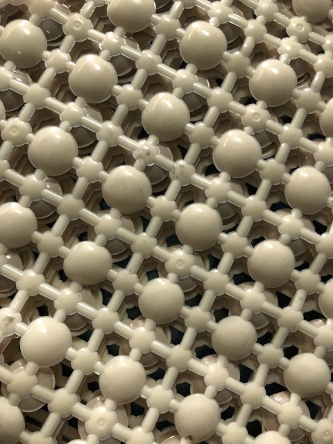 แผ่นยางกันลื่น ขนาด65x35 cm