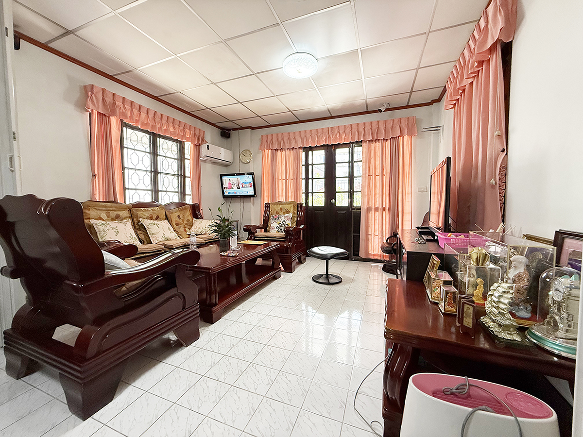 86376 ขายบ้าน หมู่บ้านสีวลี ตลาดสี่มุมเมือง ถนนวิภาวดีรังสิต ปทุมธานี