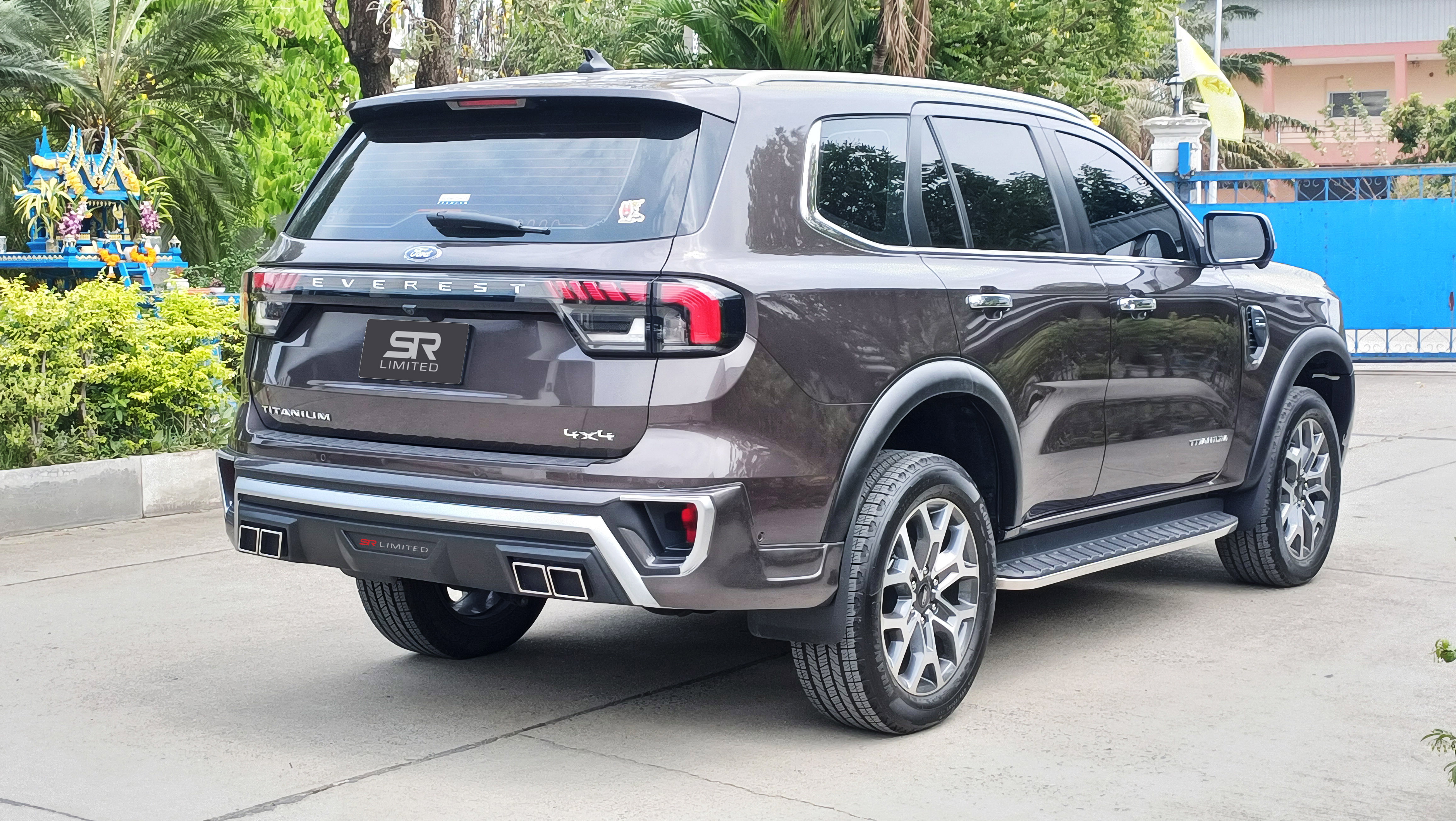 ชุดแต่งรถ-สเกิร์ต-อุปกรณ์แต่งรถ Ford Everest 2022 2023 2024 Next-Gen ทรง SR-Limited