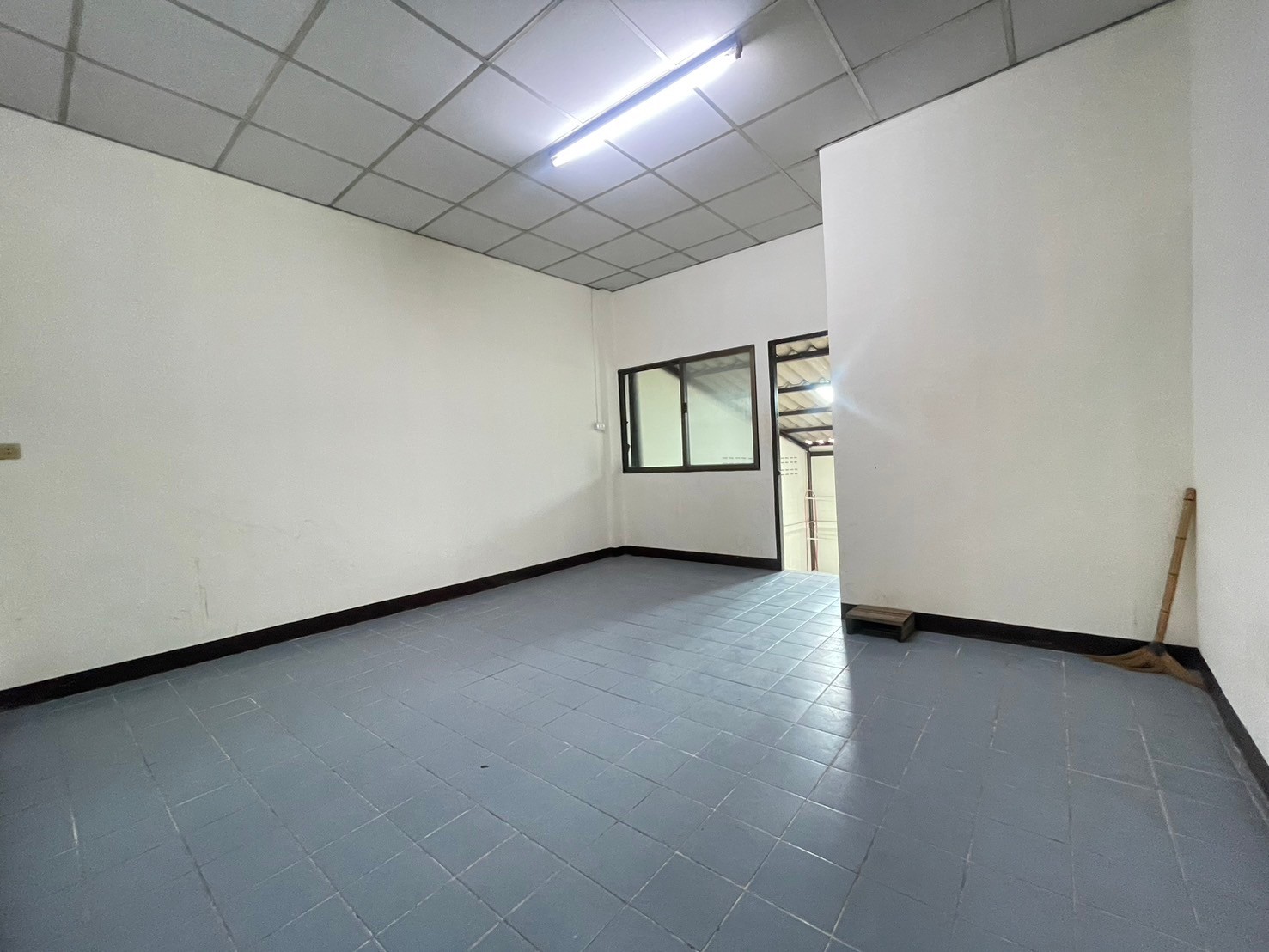 86318-ขายทาวน์โฮม ประชาชื่น 37 บางซื่อ กรุงเทพ