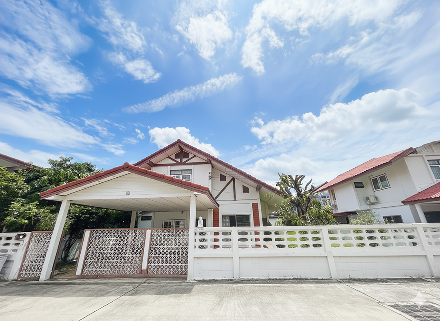 86369 ขายบ้าน หมู่บ้านสหกรณ์การบินไทย ถนนแจ้งวัฒนะ ปากเกร็ด นนทบุรี
