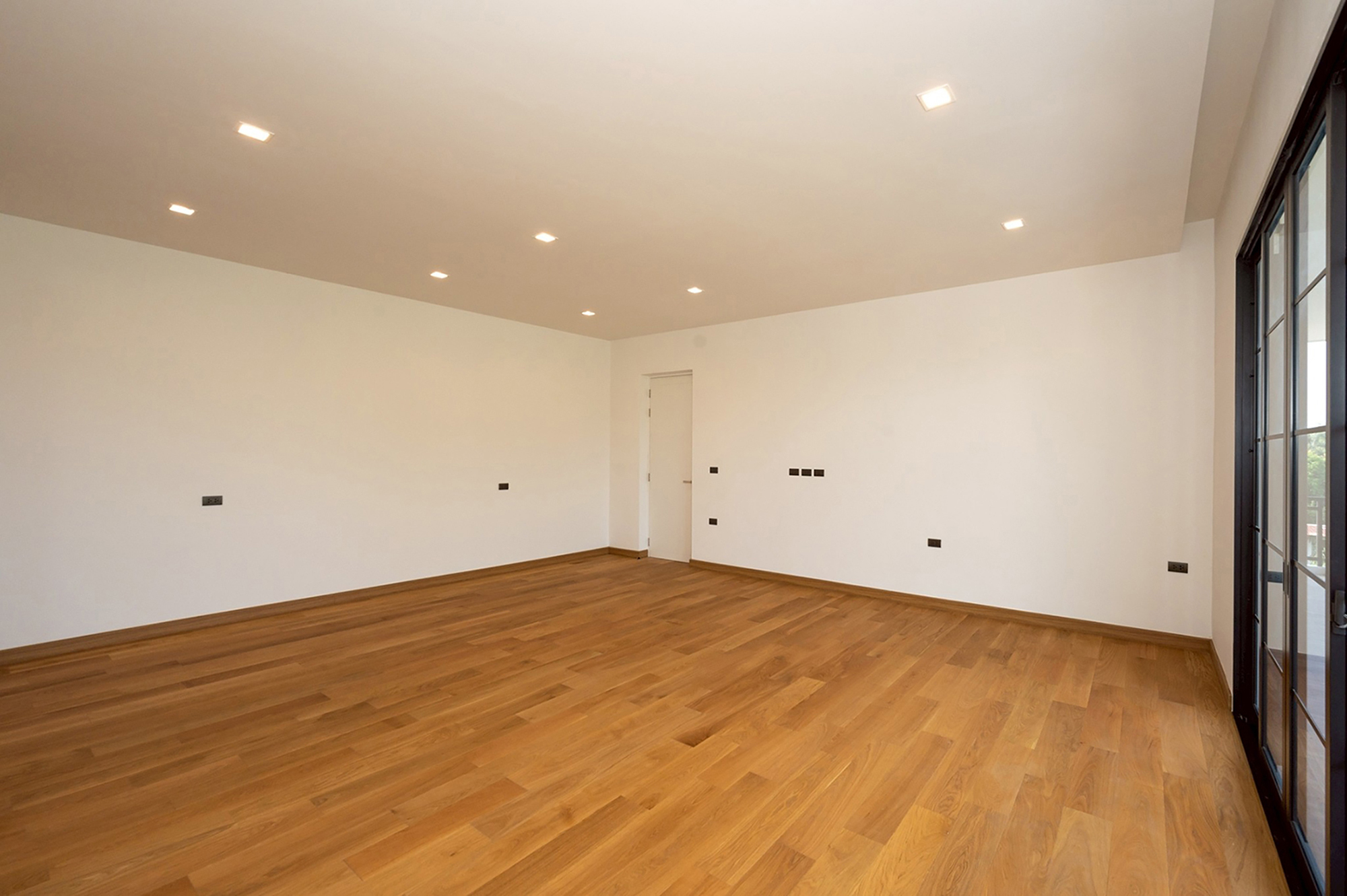 ขายบ้านหรูลดาวัลย์ ลากูน รังสิต-ปทุมธานี 129 ตร.ว. Modern Luxury