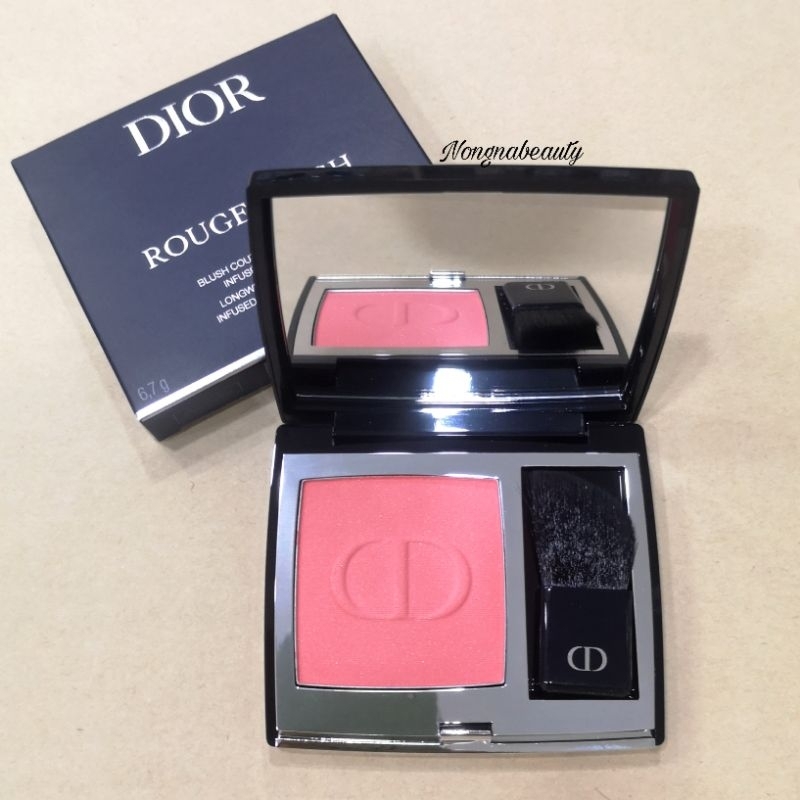DIOR Rouge Blush Long Wear Couture Blush ปัดแก้มเนื้อสัมผัสบางเบา นุ่มดุจแพรไหม