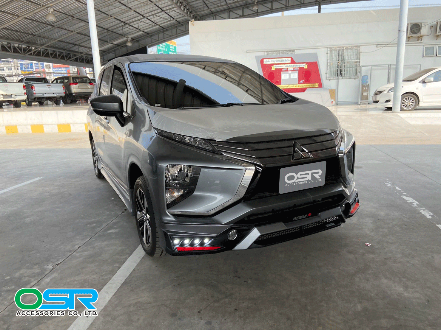 ชุดแต่งรถ-สเกิร์ต-อุปกรณ์แต่งรถ Mitsubishi Xpander ทรง Vazoomer-X By OSR