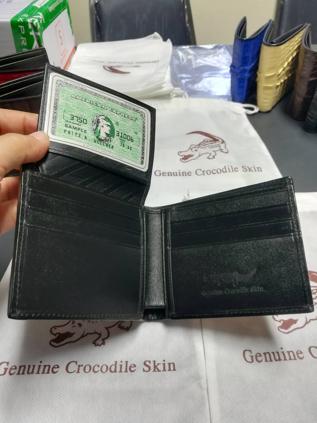 กระเป๋าหนังจระเข้แท้(กระดูกหาง)