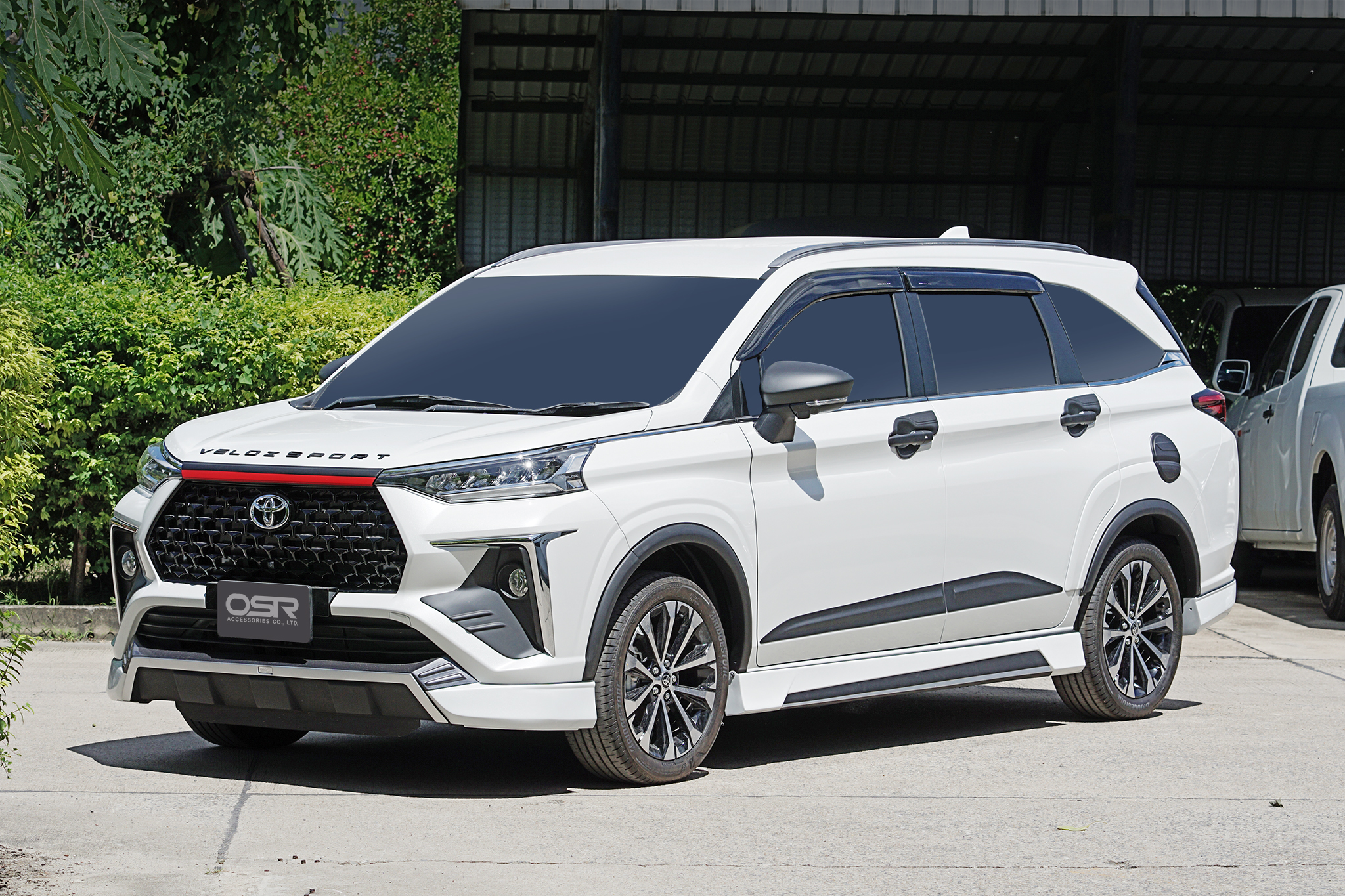 ชุดแต่งรถ-สเกิร์ต-สปอยเลอร์ Toyota Veloz 2022 ทรง AT
