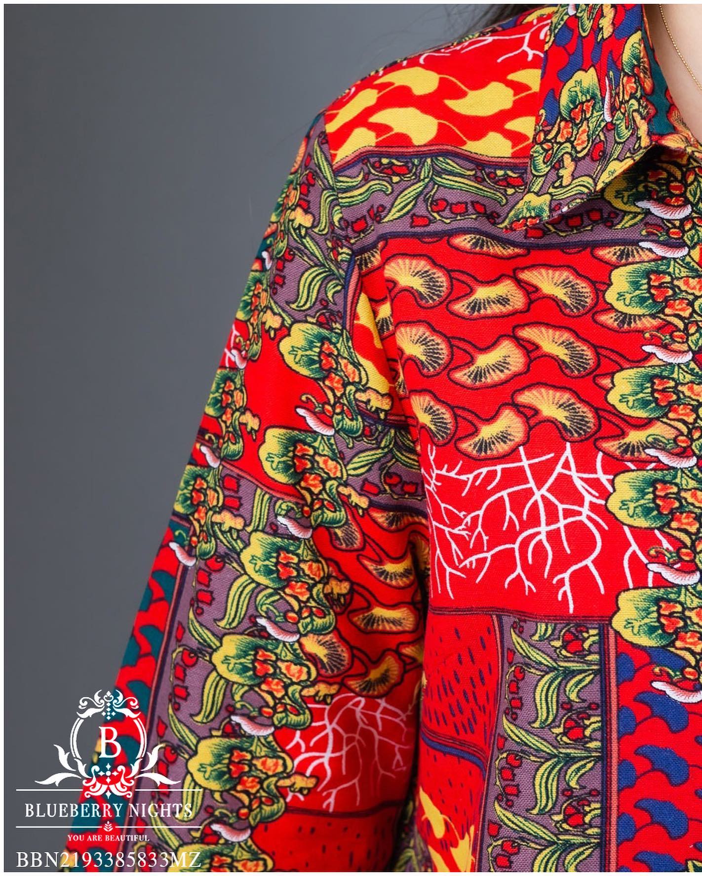 Sale+++#Blueberry Nights B3686 เสื้อผ้าฝ้ายธรรมชาติผสมลินินเนื้อดีเกรดพรีเมี่ยม เนื้อผ้านุ่มใส่สบายมากๆๆ ดีเทลเสื้อเชิ้ตกระดุมหน้า 4 เม็ด พิมพ์ลายสีสันสดใส ปลายแขนเชิ้ตติดกระดุม มีสายพับล็อคแขน เหมาะสำหรับสาวๆรอบอก(36-44) ใส่สบายมากๆ ใส่เที่ยวชิลล์ๆสวยๆ พ