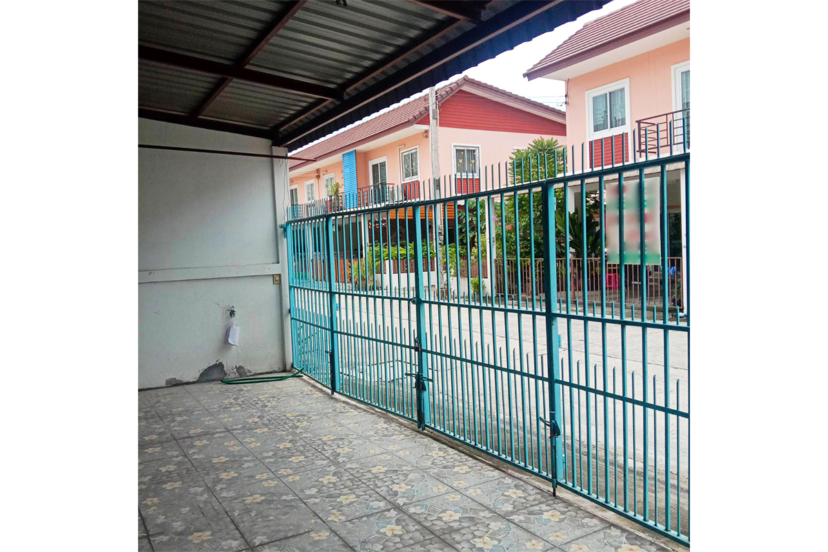 73619-ขายทาวน์เฮ้าส์ หมู่บ้านฟ้าใสวิลล์ อมตะนคร พานทอง ชลบุรี