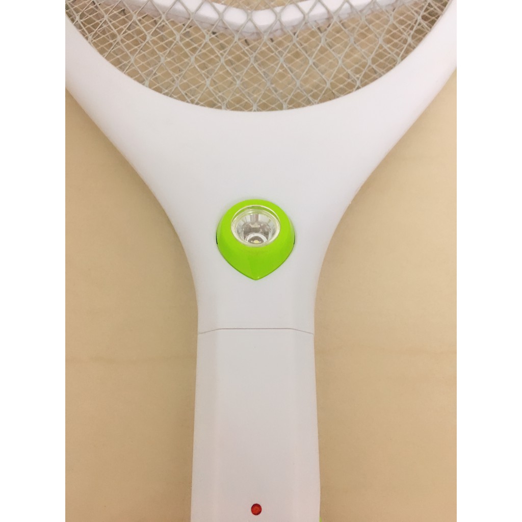 ไม้ตียุง รุ่น ST-710 Premium ชาร์จไฟได้ เป็นไฟฉายพกพาได้ ถอดด้ามได้ ใช้ไฟบ้าน 220V หน้ากว้าง 9 นิ้ว