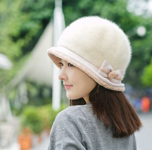หมวกไหมพรมขนกระต่ายสีครีมสวยน่ารักทรงเบเร่