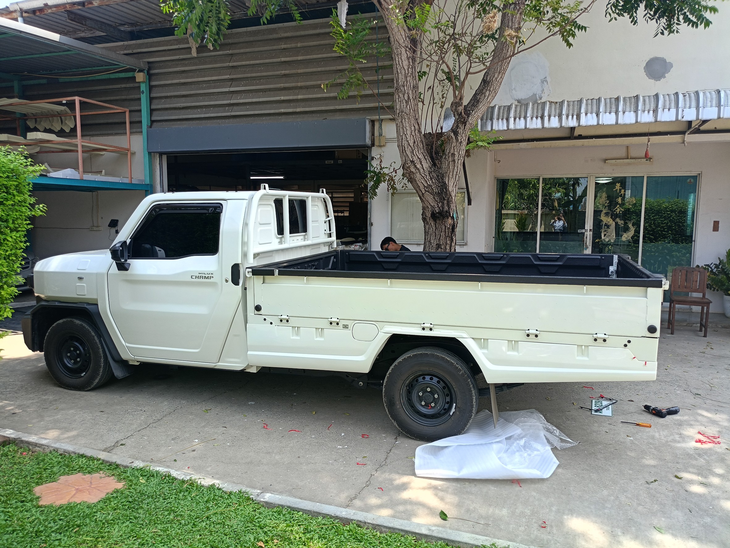 ชุดแต่งรถ-สเกิร์ต-อุปกรณ์แต่งรถ Toyota Hilux Champ 2023