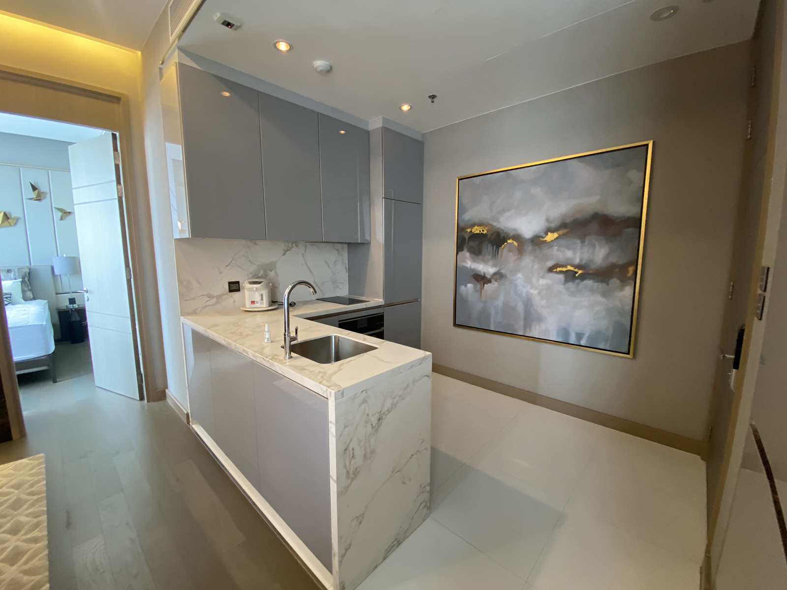 83465-ขายคอนโด The Esse at Singha Complex ใกล้ ARL มักกะสัน