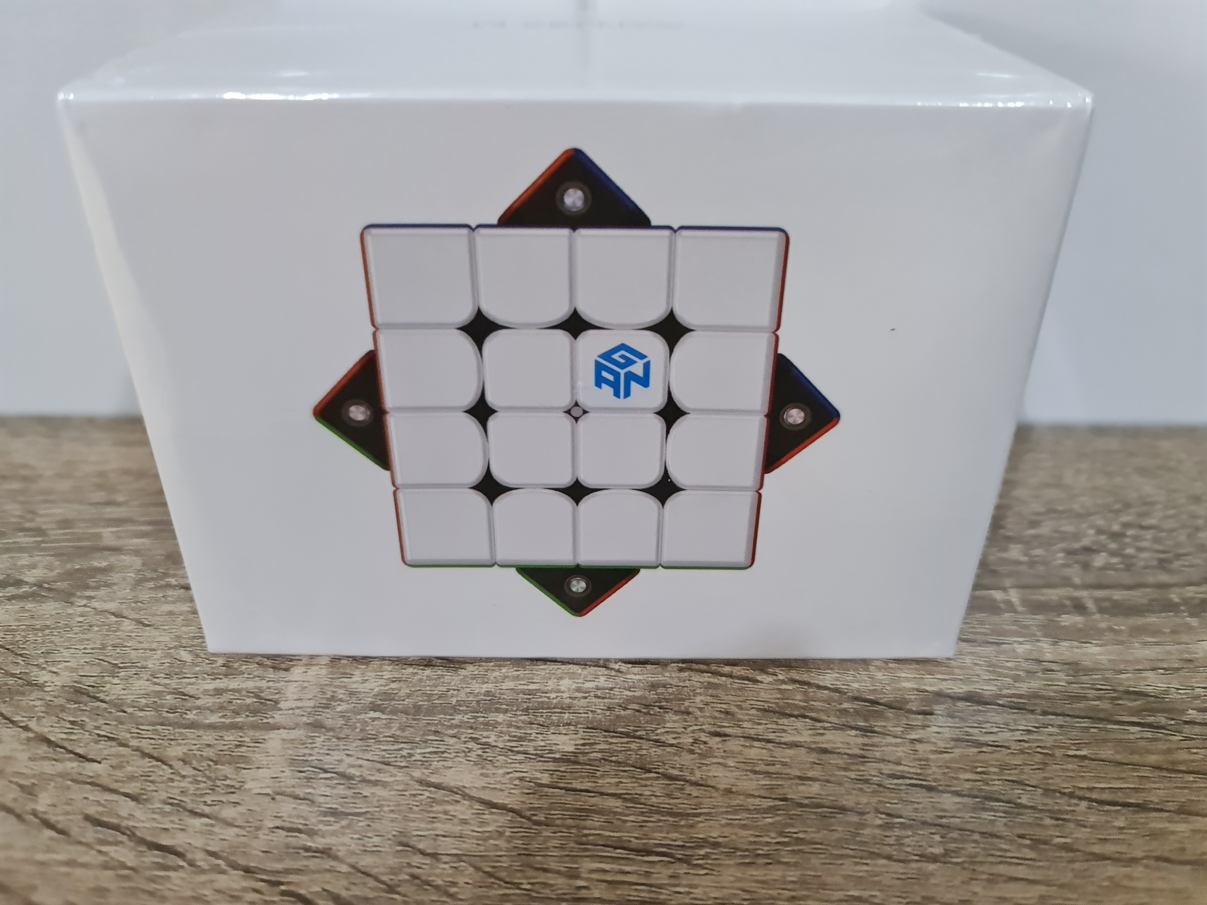 Gan 460 M รูบิค 4x4x4