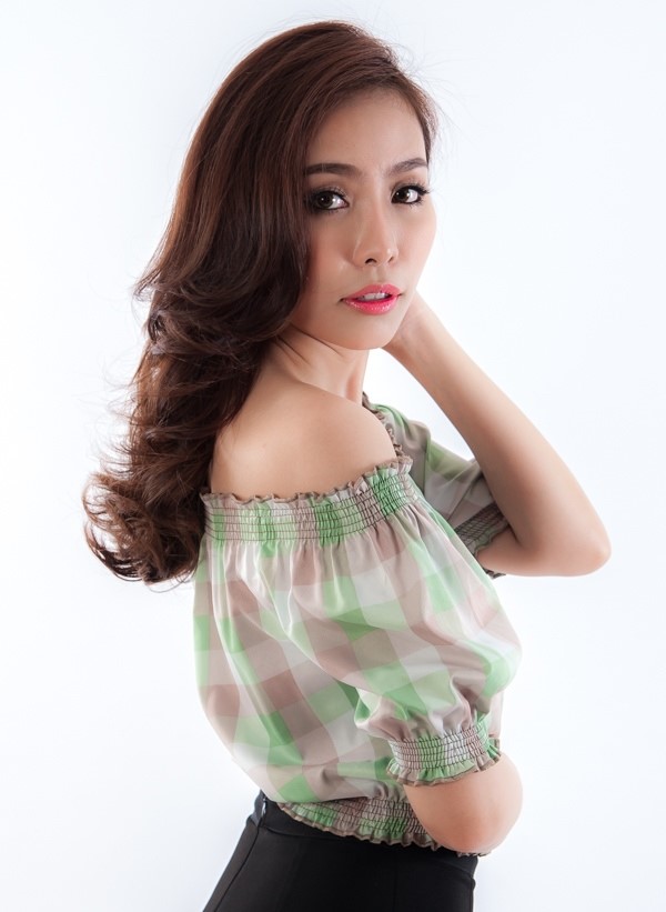 TP0015 เสื้อผ้าแฟชั่น เสื้อผ้าเกาหลี เสื้อเปิดไหล่ (สม็อคไหล่,เอว ) เสื้อแขนตุ๊กตา