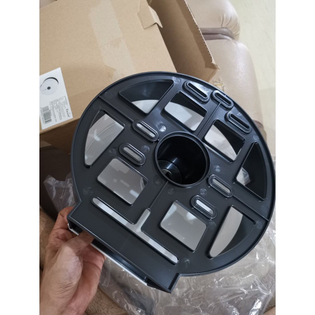 กล่องทิชชูม้วนใหญ่ KASSA รุ่น KS-628 สีขา ผลิตจากวัสดุที่มีคุณภาพ คงทนแข็งแรง ช่วยให้ห้องน้ำดูมีระเบียบแ