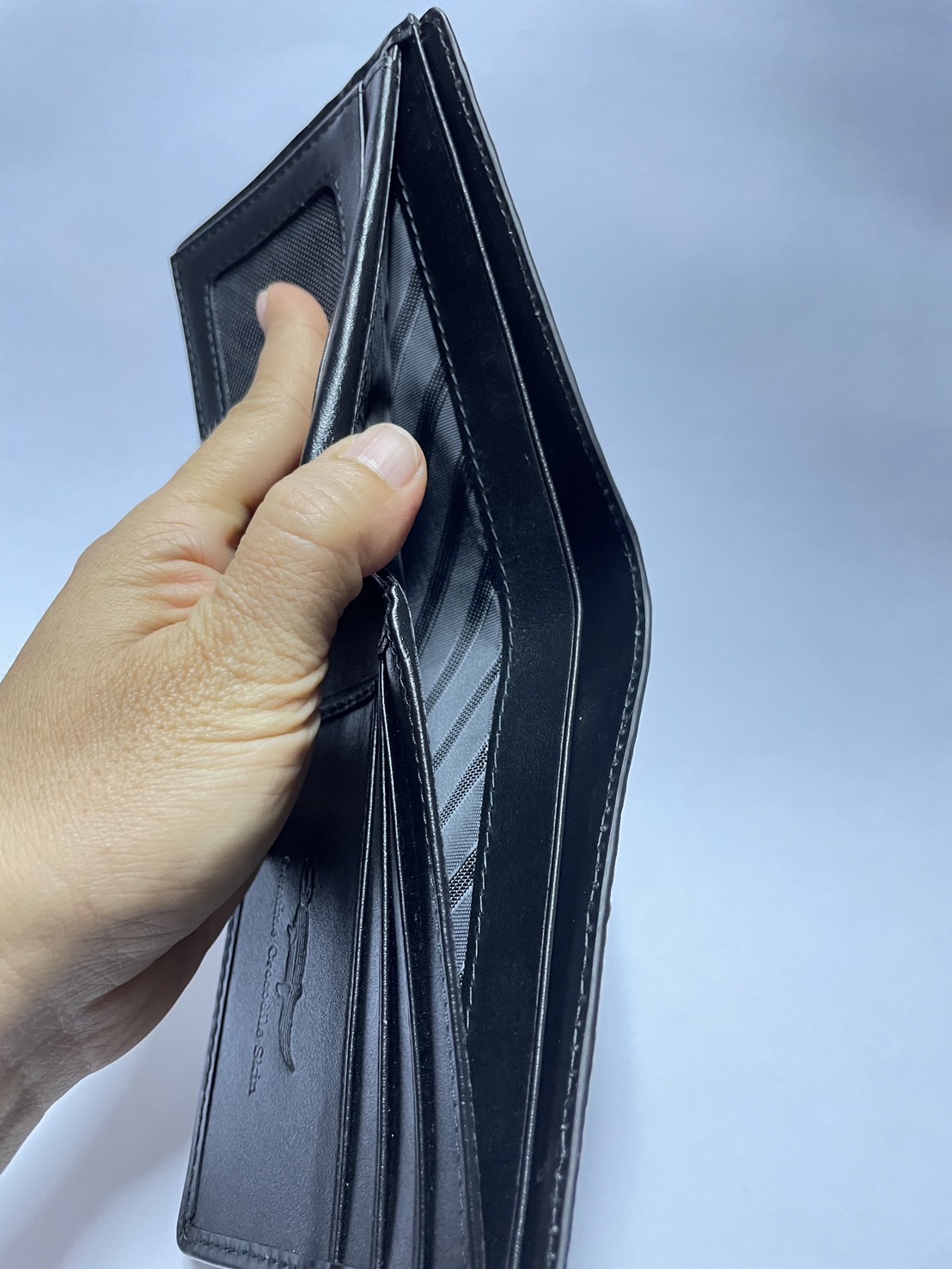 กระเป๋าหนังจระเข้แท้ (กระดูกหาง)