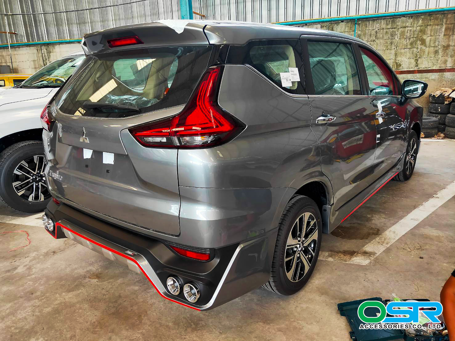 ชุดแต่งรถ-สเกิร์ต-อุปกรณ์แต่งรถ Mitsubishi Xpander ทรง IDEO By OSR